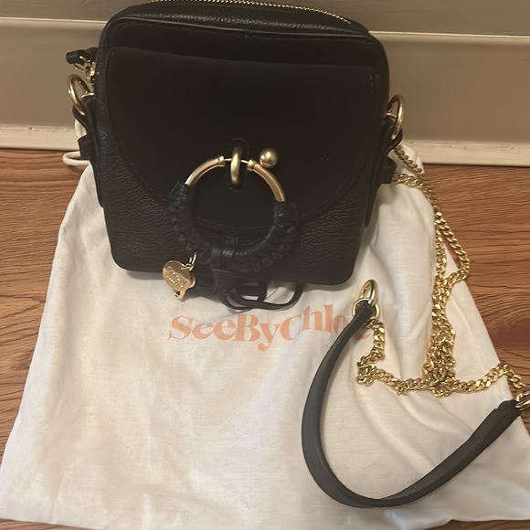 📸💛 NWT See by Chole Joan Camera Bag in Black 💛📸 - Picture 8 of 8